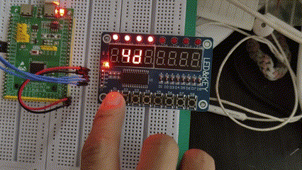160823se0z0eiue142pv0s.gif