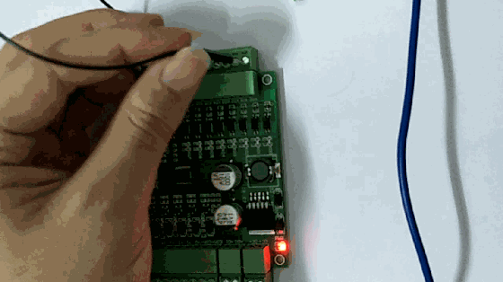 09.gif